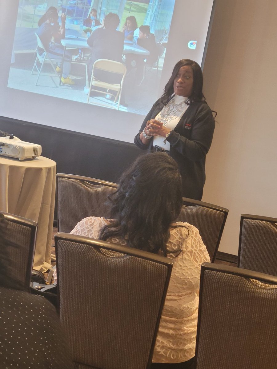 sheisleadworthy's tweet image. #wellnessonthego
#calmingspace
💋❤❣🧩🗝🎯✅⭐💡
The work that serves children and teachers.
#mentalrefreshmoment
@rpatricksims 
Great Job Leaders