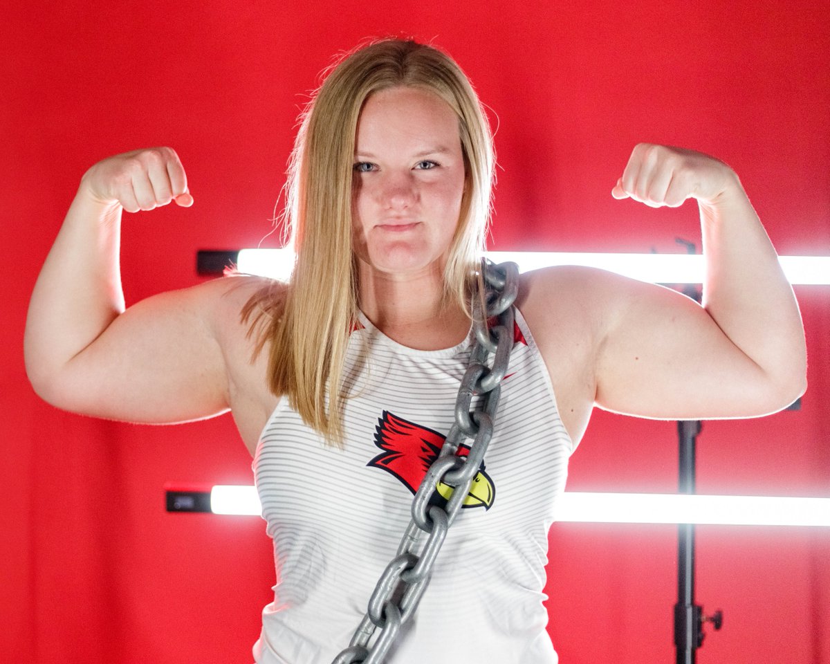 Flex on 'em, <a href="/hannahkjohnson3/">Hannah Kelly Johnson</a>! 💪

Johnson wins the women's weight throw, tossing her second-best mark of the season at 17.30m (56-9.25 ft.)!

Freshman <a href="/taylor_kesner/">taylor_kesner</a> finishes in 2nd with a BIG personal best throw of 16.24m (53-3.5 ft.)