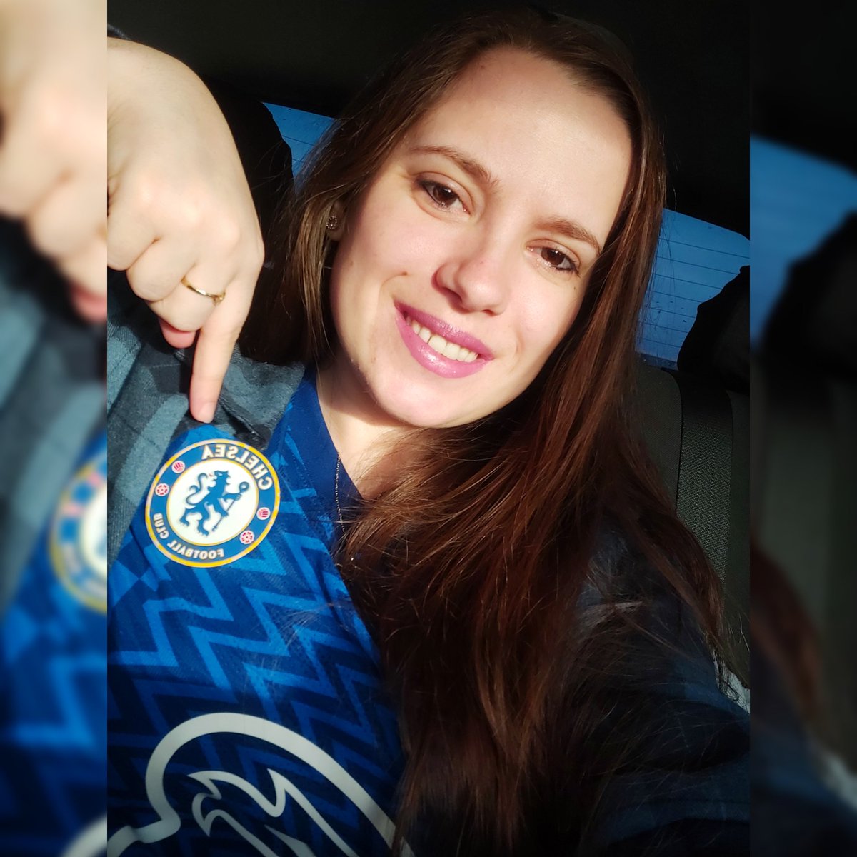 Deea_Deii's tweet photo. The world is blue , my heart is blue 💙💙💙🏆 Chlesea is the best 💙 https://t.co/ucDh6yN3fq