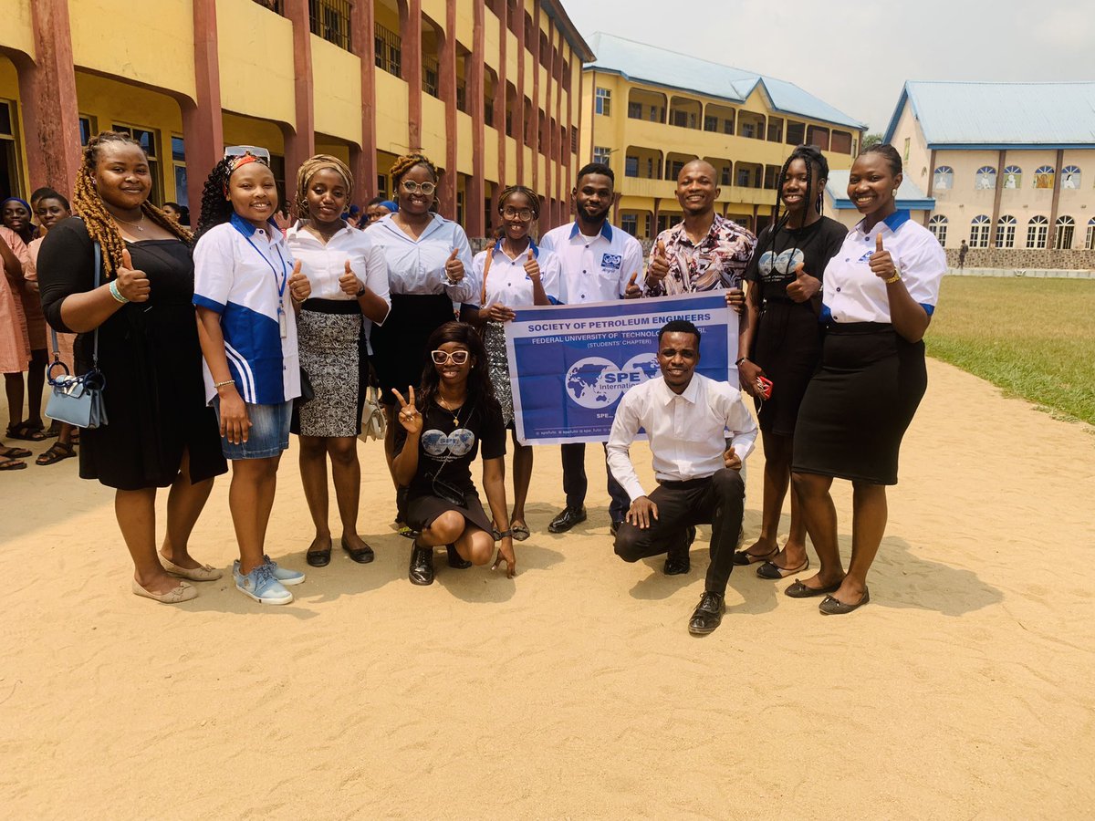 SpeFuto's tweet photo. Today, being 12th February 2022 SPE FUTO Chapter visited the Holy Rosary School Owerri where its plans were fully executed and achieved. The event brought smiles on faces. About 150 students out of the numerous students were gifted with Sanitary Pads

#WeAreSPE-FUTO 
SPECares💙💙 https://t.co/NHS3Wb0LSx