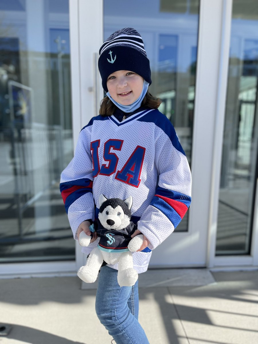 SnoJoe1's tweet photo. Kraken super skills day! Let’s go Kraken! Let’s go Davy! Let’s go USA!!
#seakraken #USAHockey #WHEREiROOT https://t.co/vwIlspgQSb