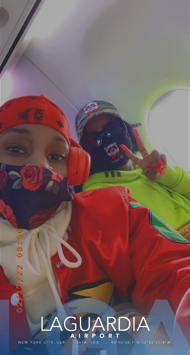 theDuragGawdd's tweet photo. bae said she wanted to celebrate Valentineβs Day this year in New York and i gave Her ππ» just that π₯°
#JayMeka #VDayWeekend2K22 βοΈ #BigApple π½ https://t.co/YF8sWZnea6