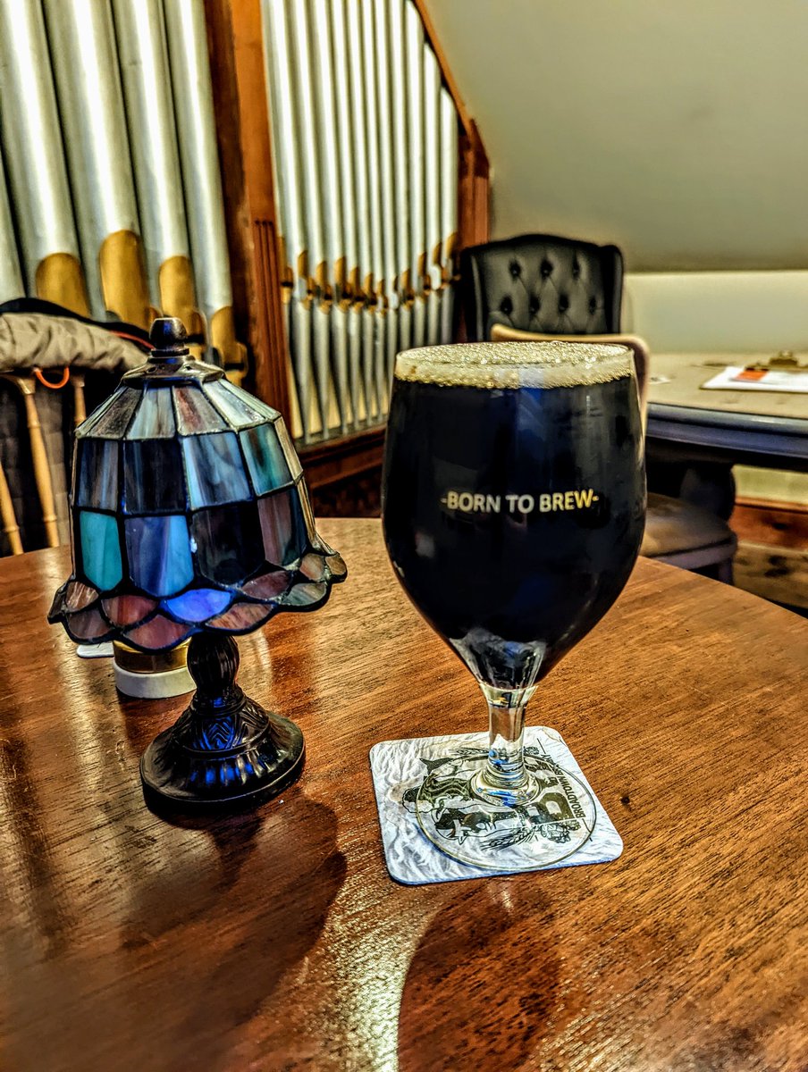PhillWatts67's tweet photo. Great evening @BroadtownBrew, brilliant choice of home produced ales to drink in and take away. Can't wait to return. https://t.co/2Sh7g8EK7N