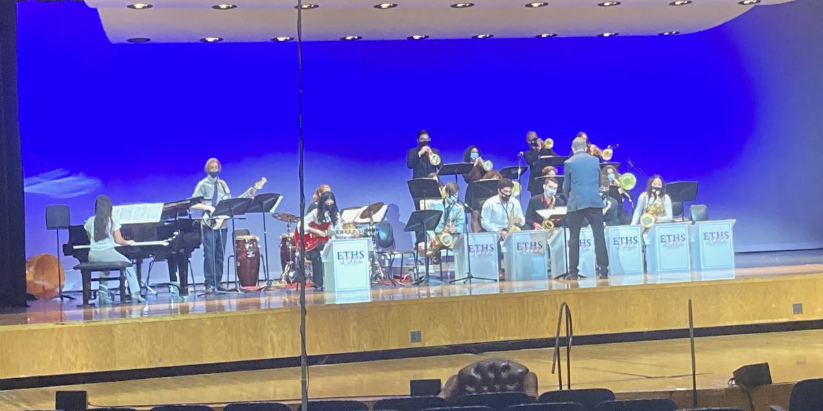 Congratulations to our incredible jazz students for their excellent performances today at the Evanston Township HS Jazz Festival!!