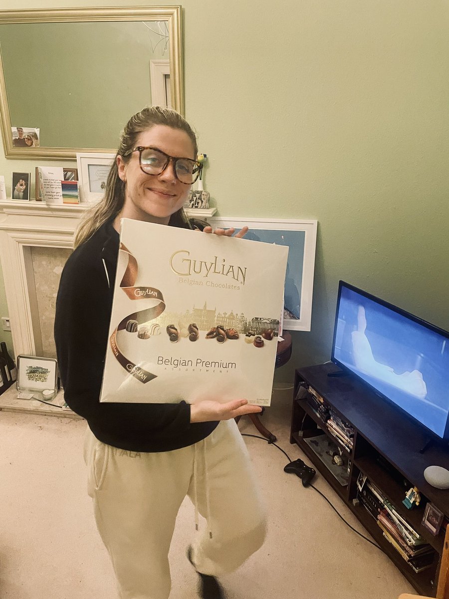 Emily Sandison tweet media