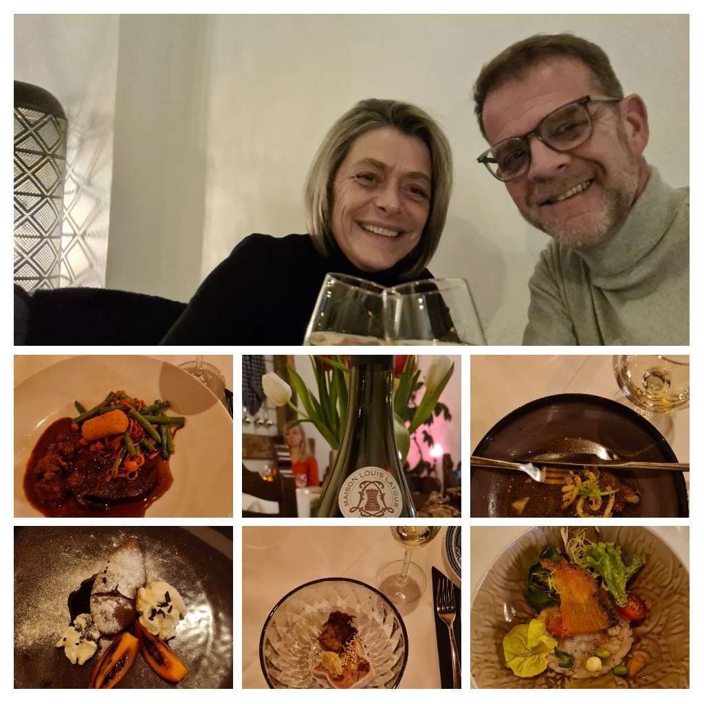 G_W66's tweet photo. Bijna 25 jaar getrouwd,maandag voor het echt, maar vanavond heerlijk wezen uit eten met mijn grote liefde. Op naar de volgende 25. https://t.co/jEfkSDeJsO