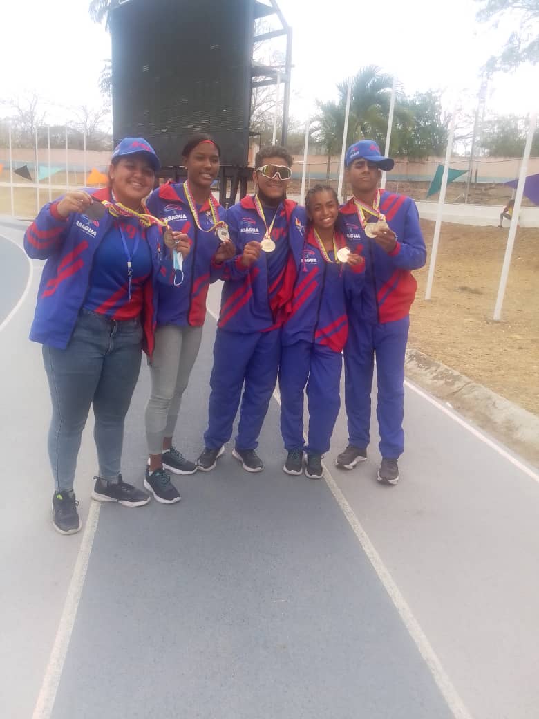 El gran equipo de 5 atletas de Atletismo del Estado Aragua nos dan 9 medallas de oro y una de bronce (no puntuable la de bronce) en los XX Juegos Deportivos Nacionales Venezuela 2022. Haciendo historia en la juventud de Venezuela