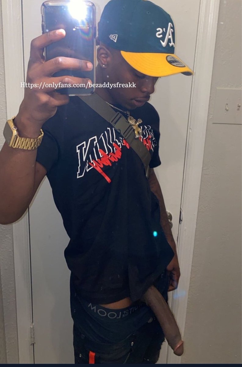 SLUTTYBANKSS tweet picture
