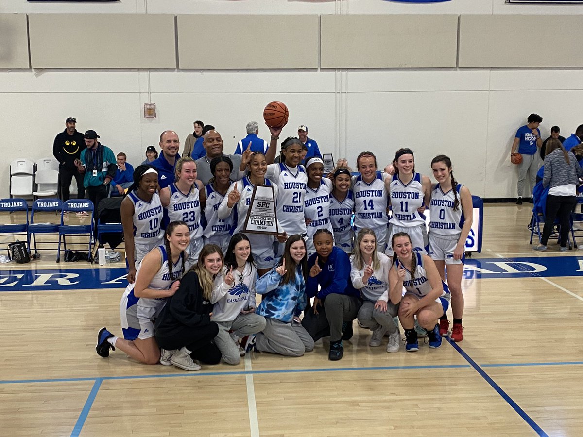 hcmustangs_'s tweet photo. HCHSAthletics: Your SPC Champions!! Historic run for this team going 33-0, First Girls SPC Title and First Girls State Title for @MustangsHC!! #GoMustangs https://t.co/fG2W8oxbeX