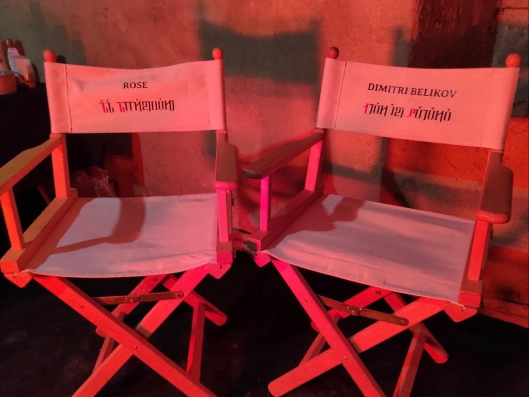 Pics shared by Intimacy and Acting Coach <a href="/RebecaMedina15/">Rebeca Medina</a>. 🤩🎬❤
@sisistringer(Rose Hathaway)
<a href="/iamkieronmoore/">kieronmoore</a>(Dimitri Belikov)

📚📺🧛‍♂️🗡️🧟‍♂️👊🥀💜🛡💫🔥💧 
ICYMI: I'll be posting updates for the #VAseries!#VampireAcademy
#VAfamily #VATVshow
#ComingSoon #PeacockTV
#Books #adaptation