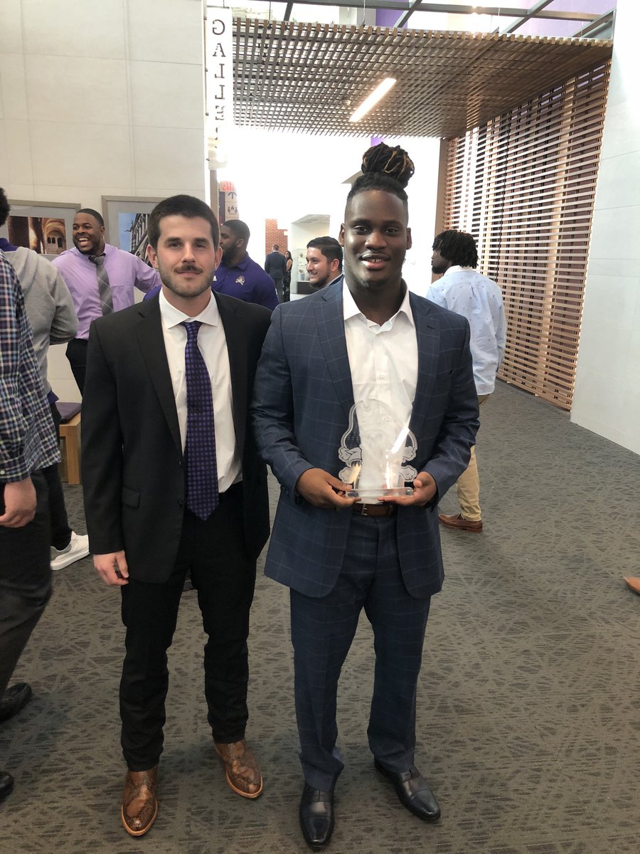 CoachRyan_Smith's tweet photo. Scout special teams player of the year Trey Hayes !!! The Pirates appreciate this guy busting his butt for us all season long. 🏴‍☠️🏴‍☠️ https://t.co/fybXscy3IF