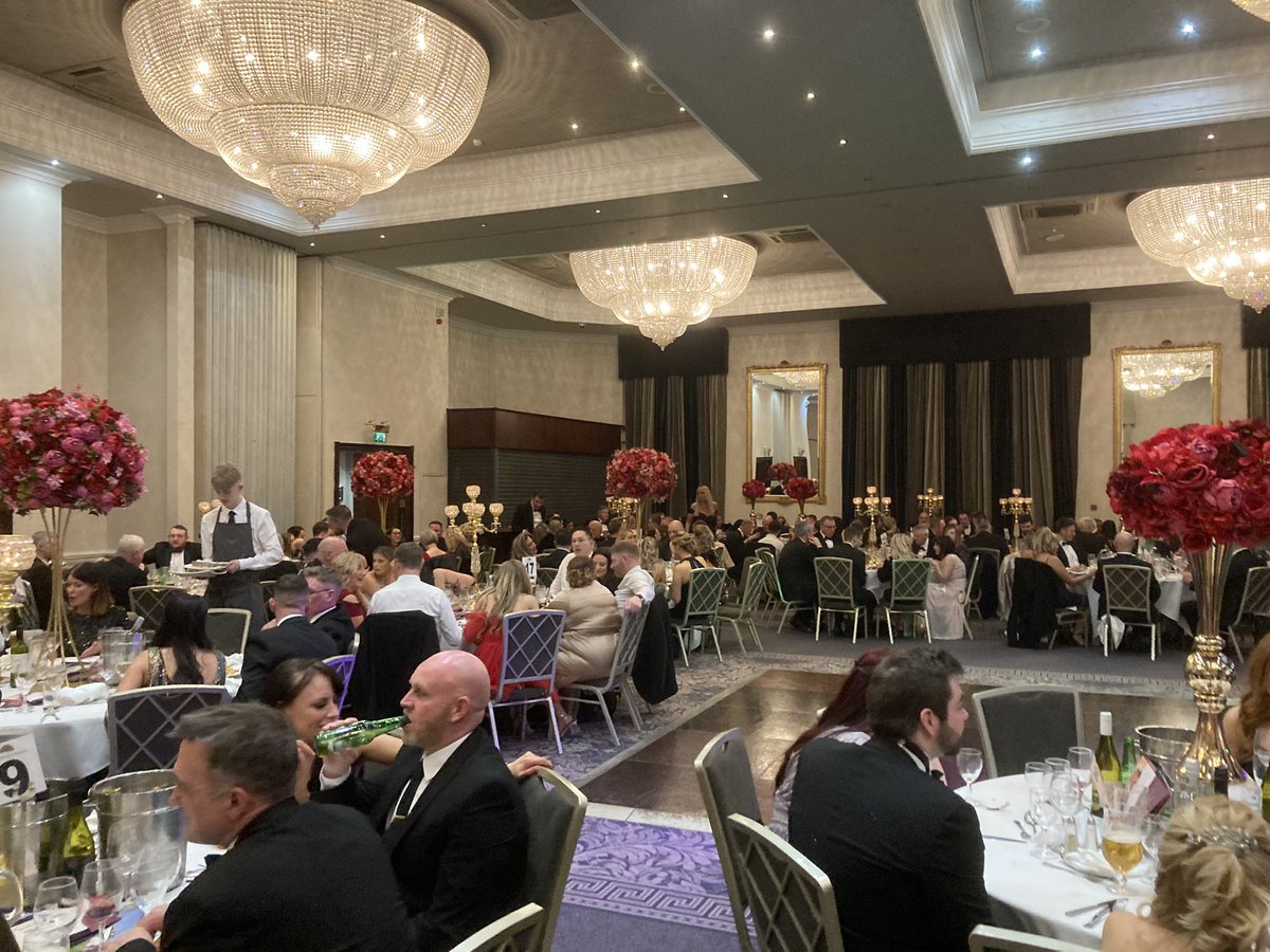 david3012's tweet image. The nights buzzing! Great atmosphere with everybody enjoying a taste of freedom! Big thanks to @TheSteveColman for looking after us and @HardwickHHotel for the catering. @TeessideHospice #RubyBall