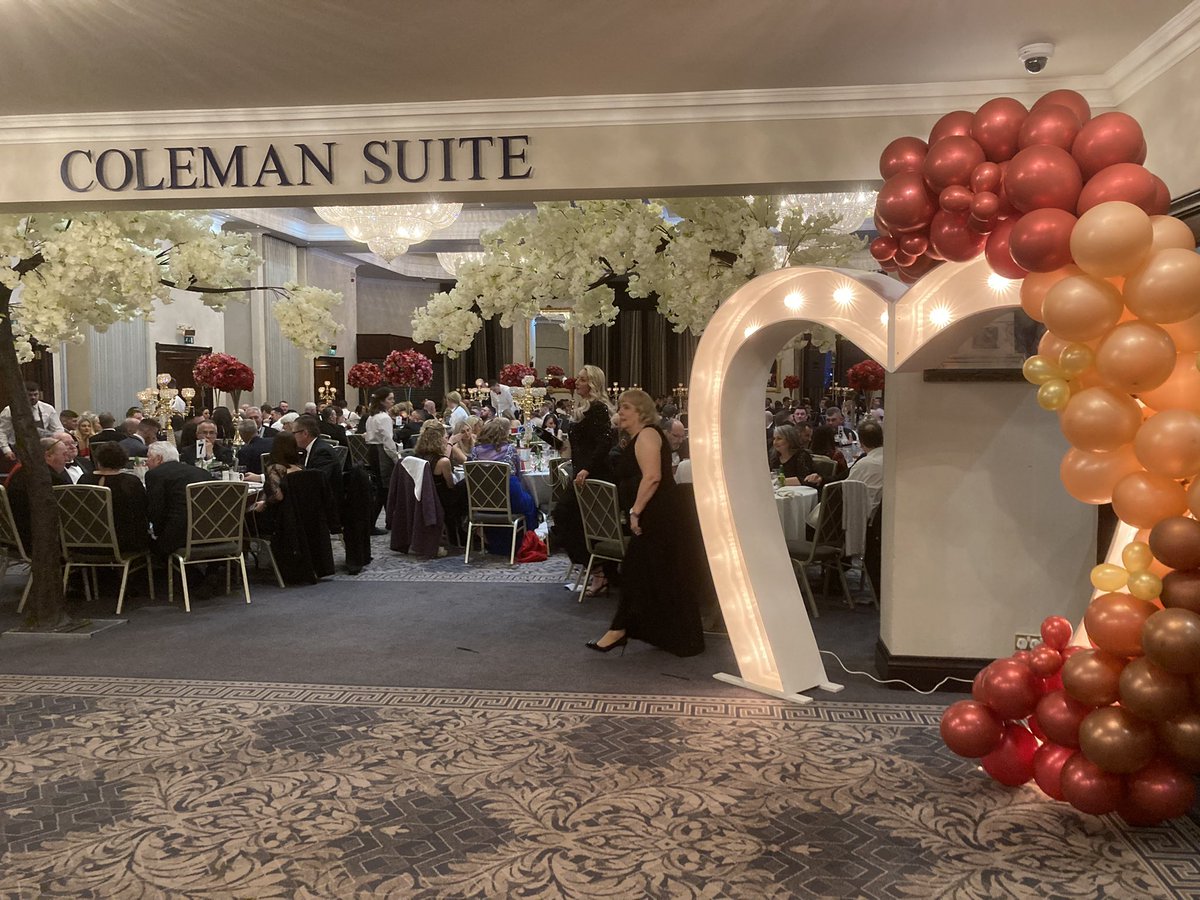 david3012's tweet image. The nights buzzing! Great atmosphere with everybody enjoying a taste of freedom! Big thanks to @TheSteveColman for looking after us and @HardwickHHotel for the catering. @TeessideHospice #RubyBall