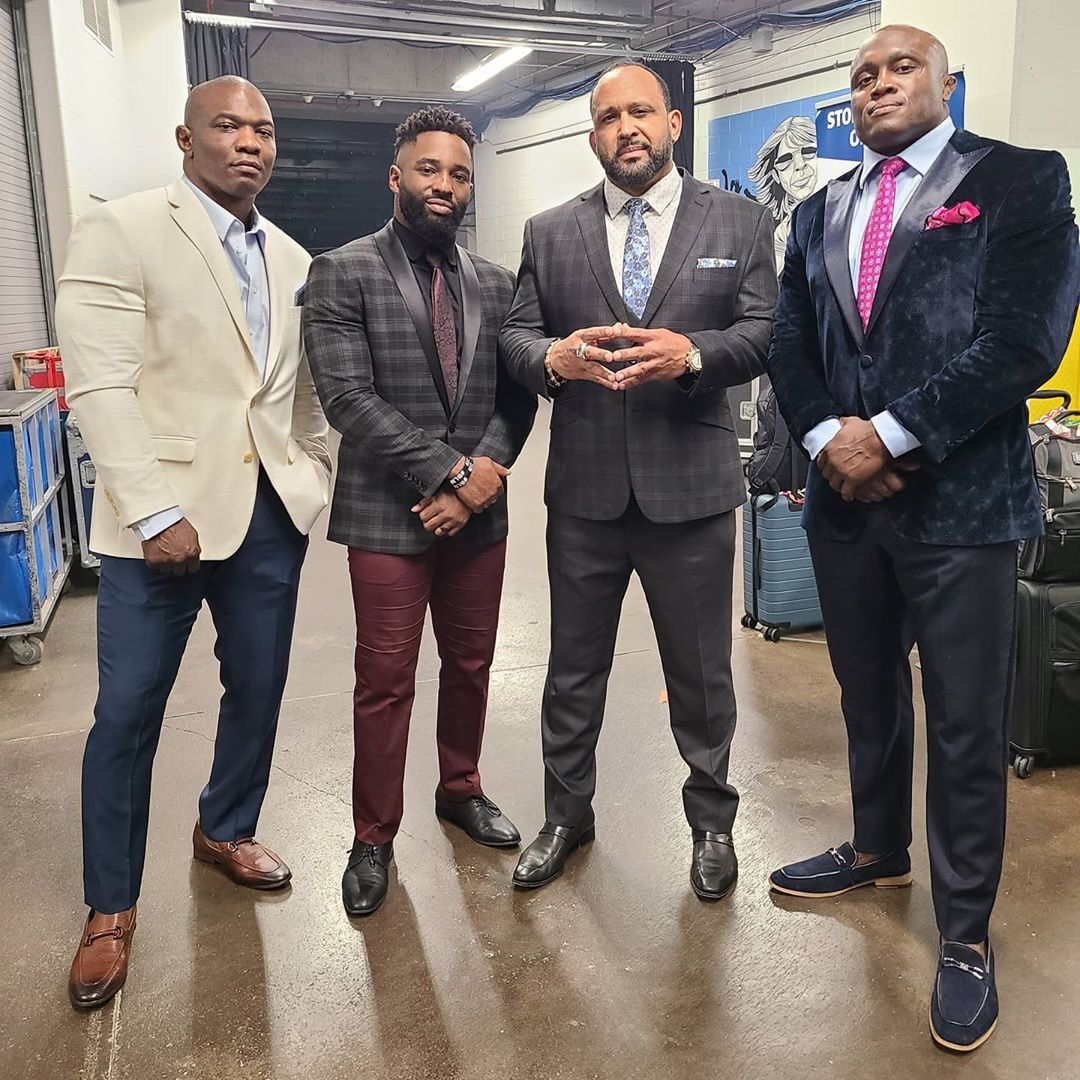 HurtBiz's tweet photo. Taking care of business in style. https://t.co/EfEkfpqKNm