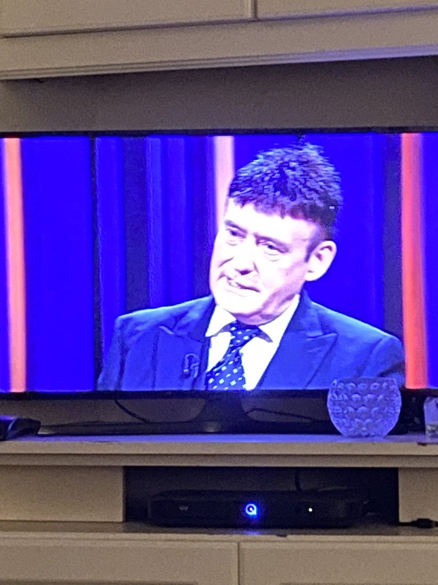sineadwoc's tweet photo. Good start 👍 -#interestinginterview #TommyTiernanShow https://t.co/WhiQfijYTr