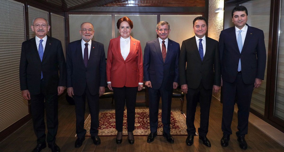 kilicdarogluk's tweet photo. Demokrasi için, adalet için, halkımızın refahı ve ülkemizin aydınlık yarınları için 6 siyasi partinin liderleri olarak bir araya geldik. Güçlendirilmiş Parlamenter Sistem konusunda nihai istişaremizi gerçekleştirdik. Sayın Genel Başkanların her birine teşekkür ediyorum. https://t.co/jFbb10LQCi