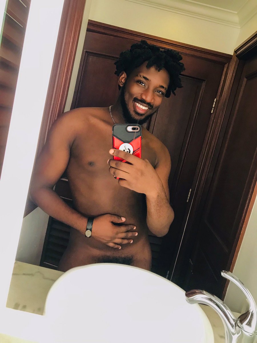 anse_henry's tweet photo. I just came to say hello. #fuckwithit https://t.co/Lvyslbe9La