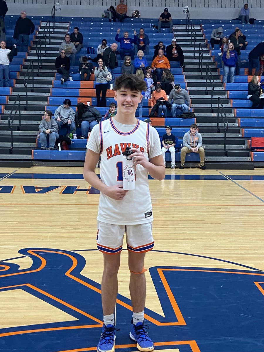 SportsRiverton's tweet photo. Final from the Hawk Center Riverton 59 Wethersfield 35   @g_yard3 Shootout player of the game finished with 23pts   @TimCollins23 @RivertonHawkAD @CoachMead2 https://t.co/UdtSC280u3