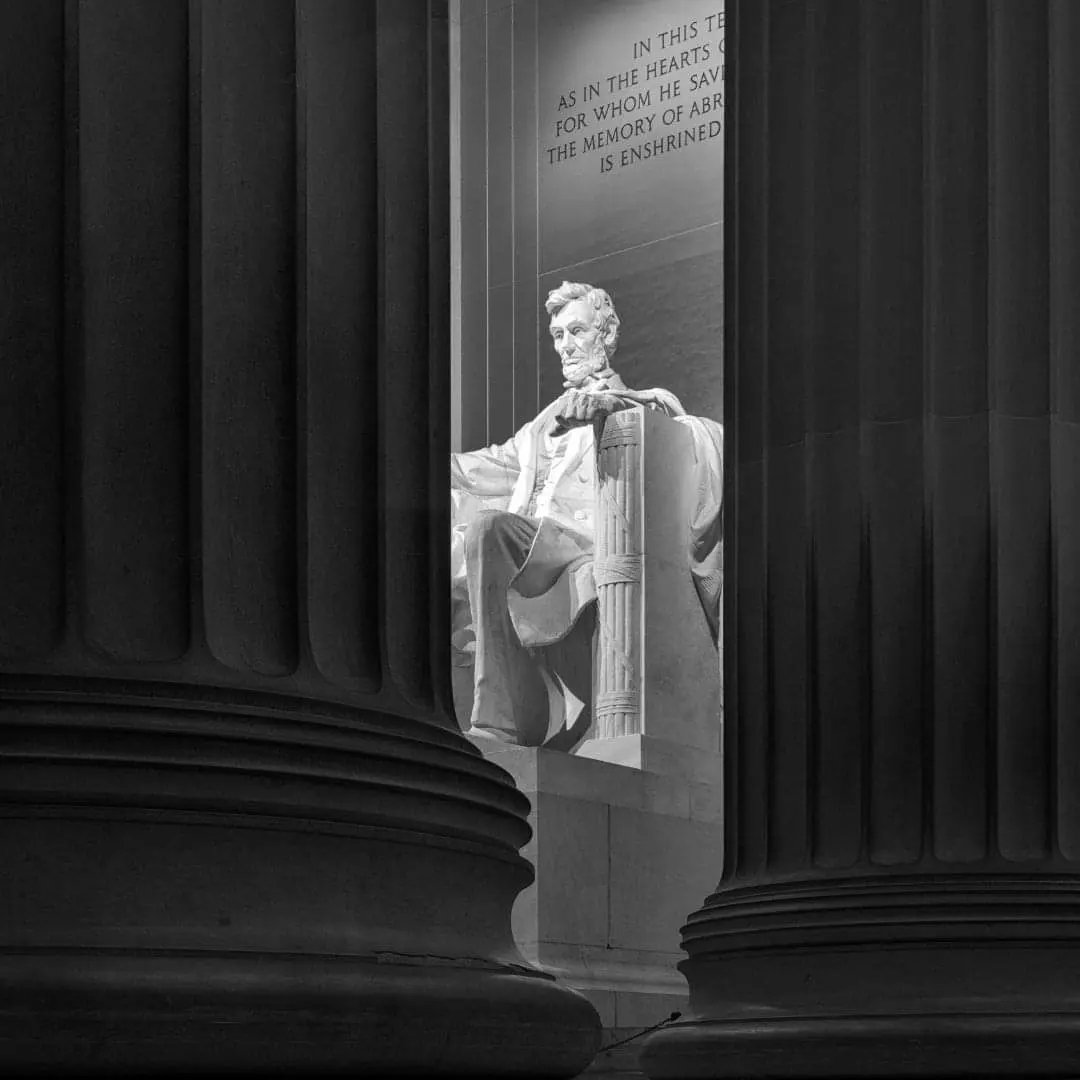 WinsomeSears's tweet photo. Happy birthday, Lincoln! The Republican Party was born in 1854 in a school house in opposition to the Kansas-Nebraska bill, which extended slavery beyond the Missouri Compromise. In 1860,  Lincoln became the first Republican President. #everforward #AbeLincoln #blackhistorymonth https://t.co/B7RAZbTD7N