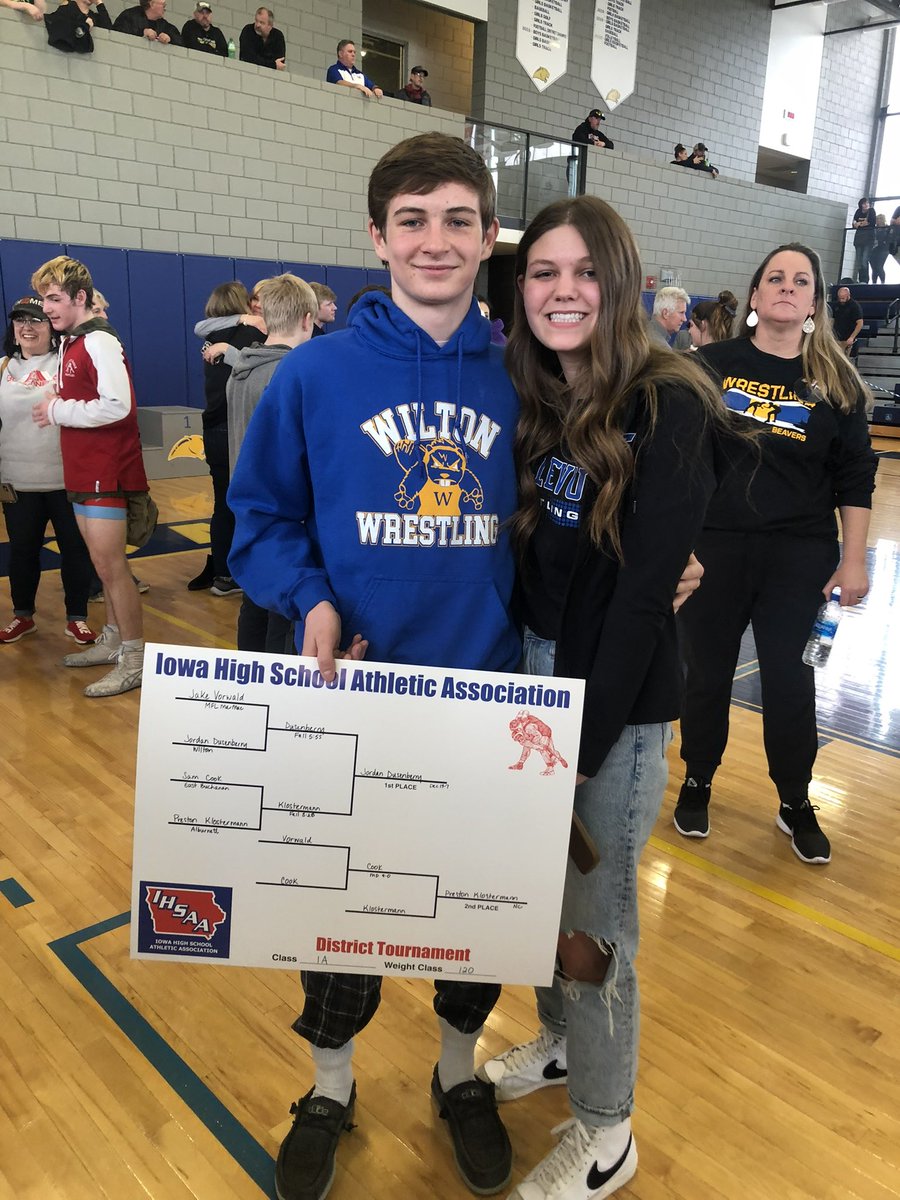 dusey73's tweet photo. This young man punched his ticket to state by winning districts today. The beavers qualified 3 boys and brought home the district title.
#pack732 #bvrpride π€π»πΊπͺπ»π¦« https://t.co/FARc2pskbC