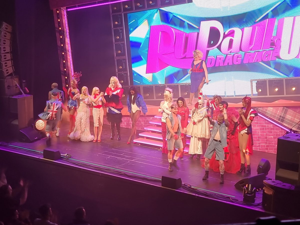 dd_dagmar's tweet image. Woe wow wow bloody loved seeing this tonight #DragRaceUK #Tayce #AHORA my faves 😊👍💗