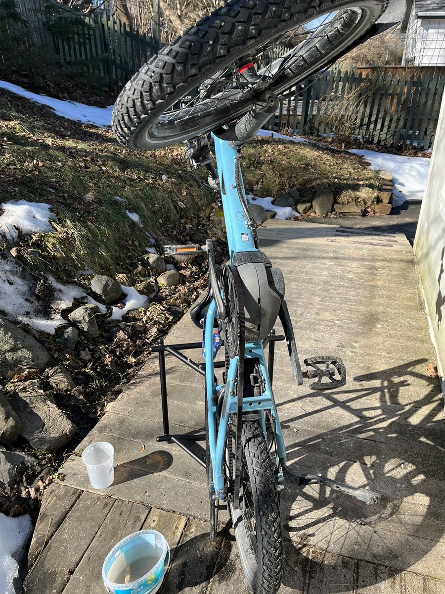 BikeMayorHfx's tweet photo. Made the most of the springlike weather today! Trail ride, @DeeDeesIceCream, a thorough bike wash & finally enough sun to do a fun cyanotype kit from @wonderneath1 using leaves from the trail.
Almost enough to distract from all the honking & sirens.
#WinterBikeWeek @IBIKEHFX https://t.co/bn5oAVsFXQ