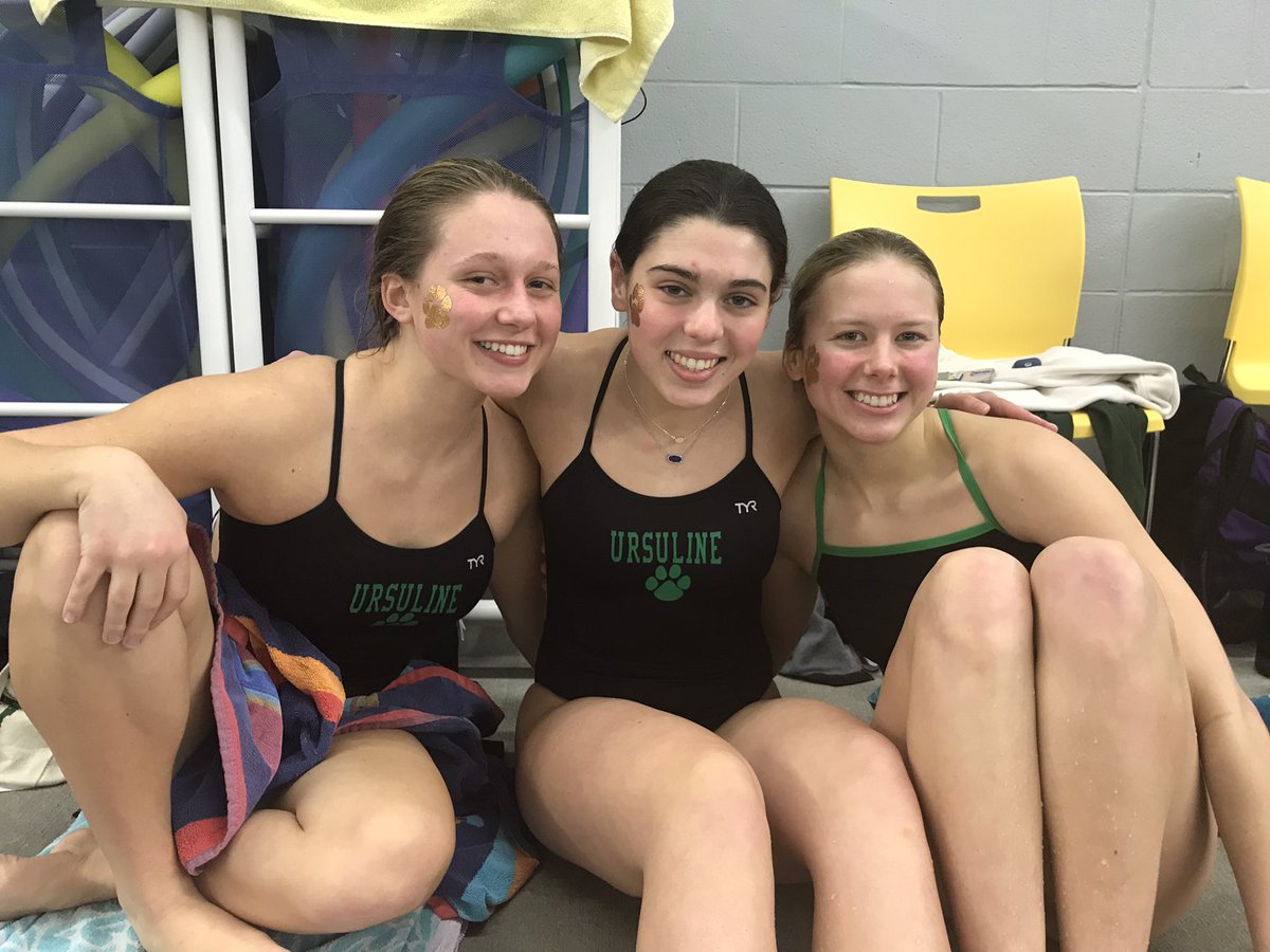 UAGreenCat's tweet photo. UA divers at Sectionals! Go Lions! https://t.co/BQ7YNUpSg2