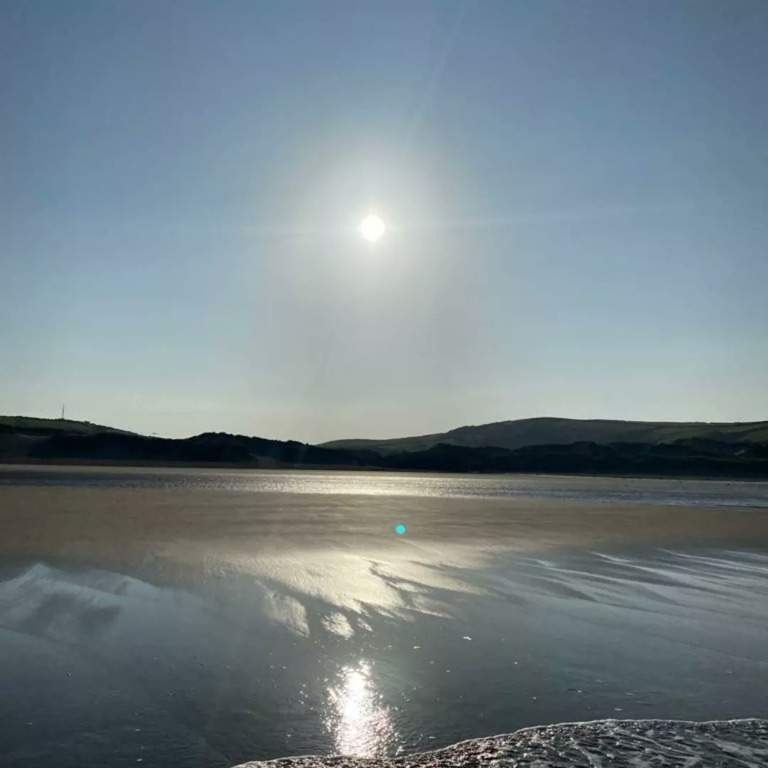 YvonneDevine12's tweet image. Order a Valentine's Day gift (or at any other time) and fill your house with loving memories 🥰...,.

Commissioned Artwork Complete!
 
'Croyde Bay'

Acrylic on Canvas

100x100cms

#arttoorder 
#artcommissions #artmemories #valentinesideas
#stvalentinesday❤️
#croydebay #devon