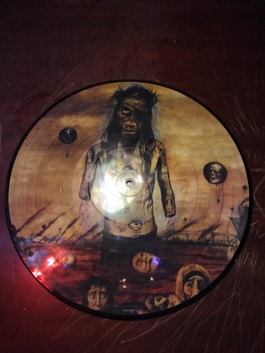 acupofNFTs's tweet photo. Not mine.... Just appreciating art.... Slayer.

#art #music #NFT #NFTs https://t.co/8dIOMZQfaO