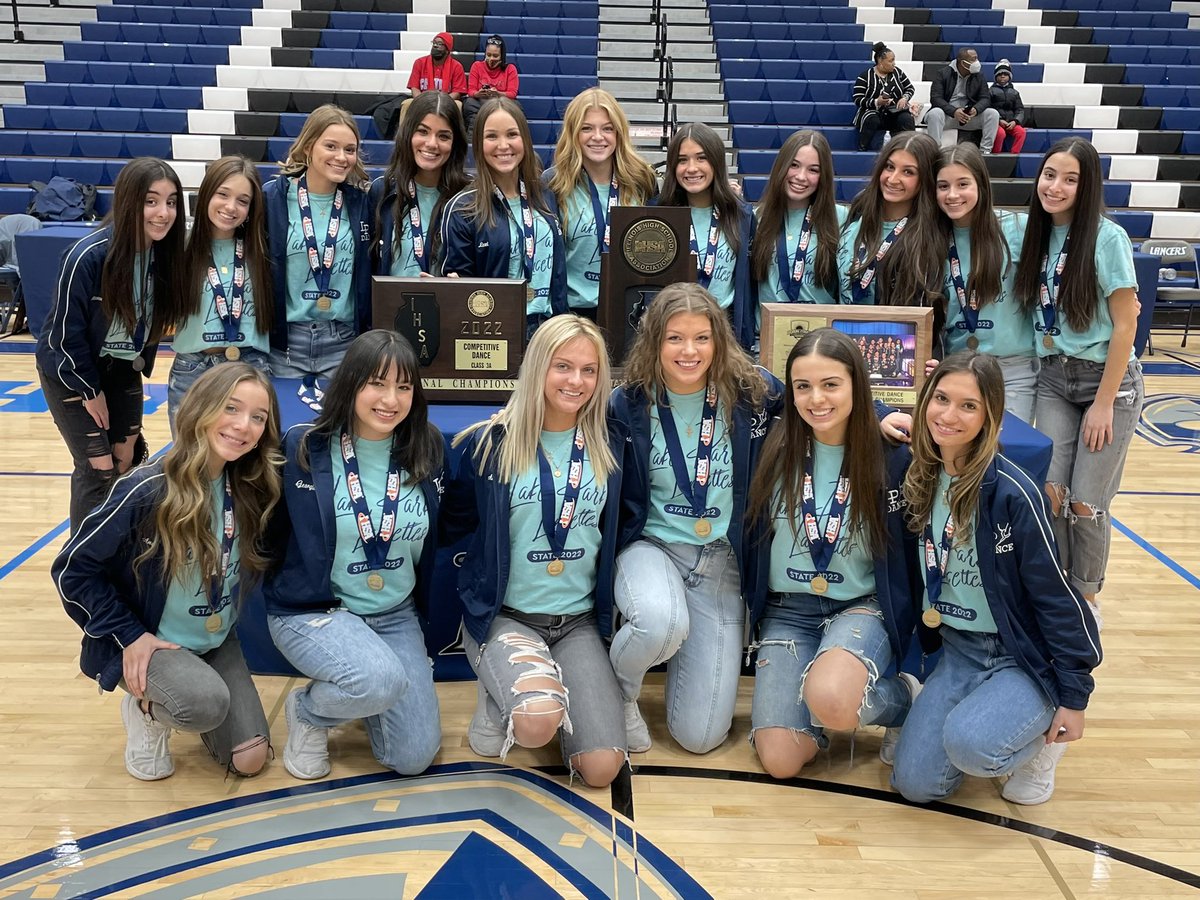 Lake Park was proud to recognize our 2022 3A <a href="/IHSAState/">IHSA State</a> Competitive Dance Champion <a href="/LPLancettes/">LP Lancettes</a> team 🏆 at today’s basketball game!

Lancettes Dance a Tradition of Excellence #WeAreLakePark