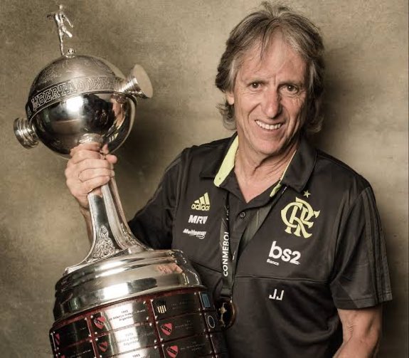 maurocezar's tweet photo. Segue sendo e será o maior treinador do futebol brasileiro em anos, até que surja alguém que jogue bem sem temer o adversário a ponto de fechar e atuar por uma bola. Todo respeito a Jorge Jesus https://t.co/KbgVQeGYem