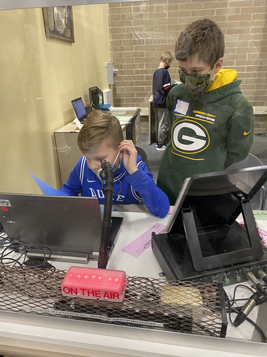 Fifth Grade students had so much fun at JA BizTown.  The students engaged in operating banks, manage restaurants, write checks, and vote for mayor. The program helps students connect the dots between what they learn in school and the real world.