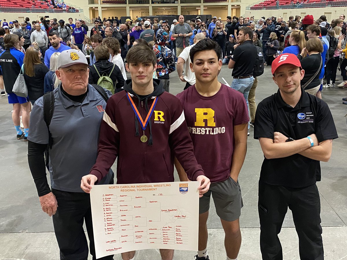 BulldogsWrestl1's tweet image. Congratulations to Bulldog State Qualifiers Connor Goodman (1st place) and Elias Martinez (4th place)! Great job today at the 2A Midwest Regionals @JMRHSPrincipal @JMRHSNews @JMRHS_Athletics @CarolinasMat @SeWrestle @CJemalHorton 🥊🎟