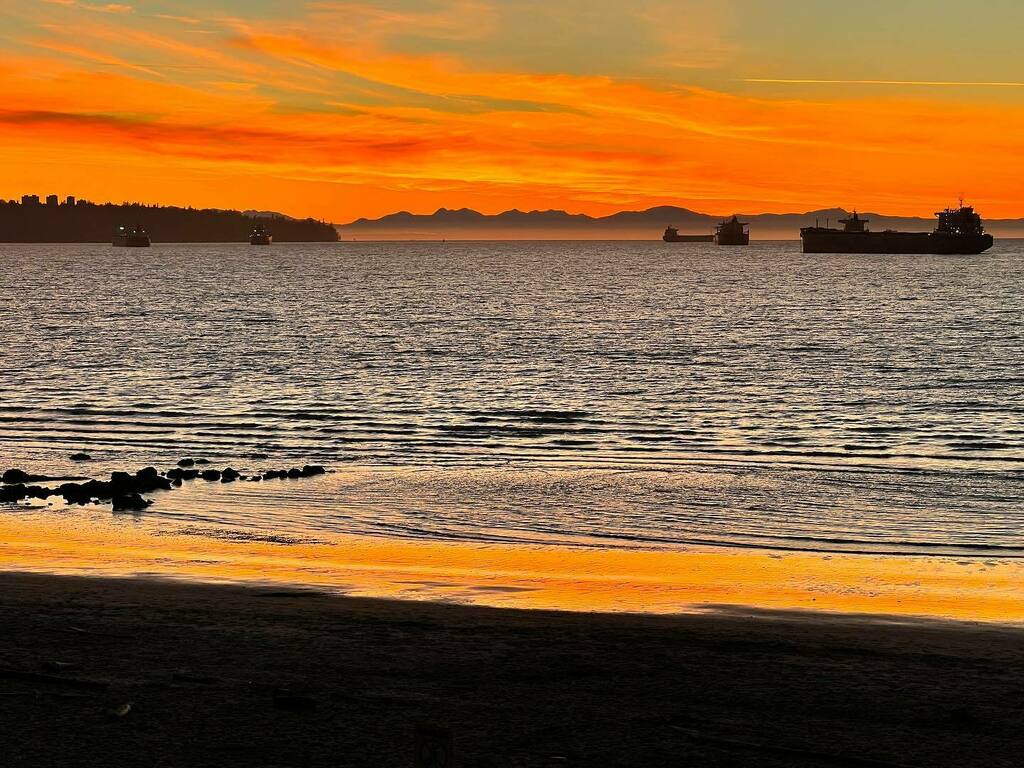 Grant Hollingworth tweet media