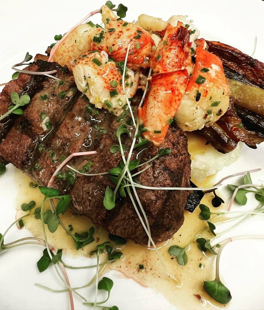 FarmsteadTable's tweet photo. Special meals for your special someone all weekend long! https://t.co/6Dp1t3FX1e https://t.co/8F6rNw22ZL