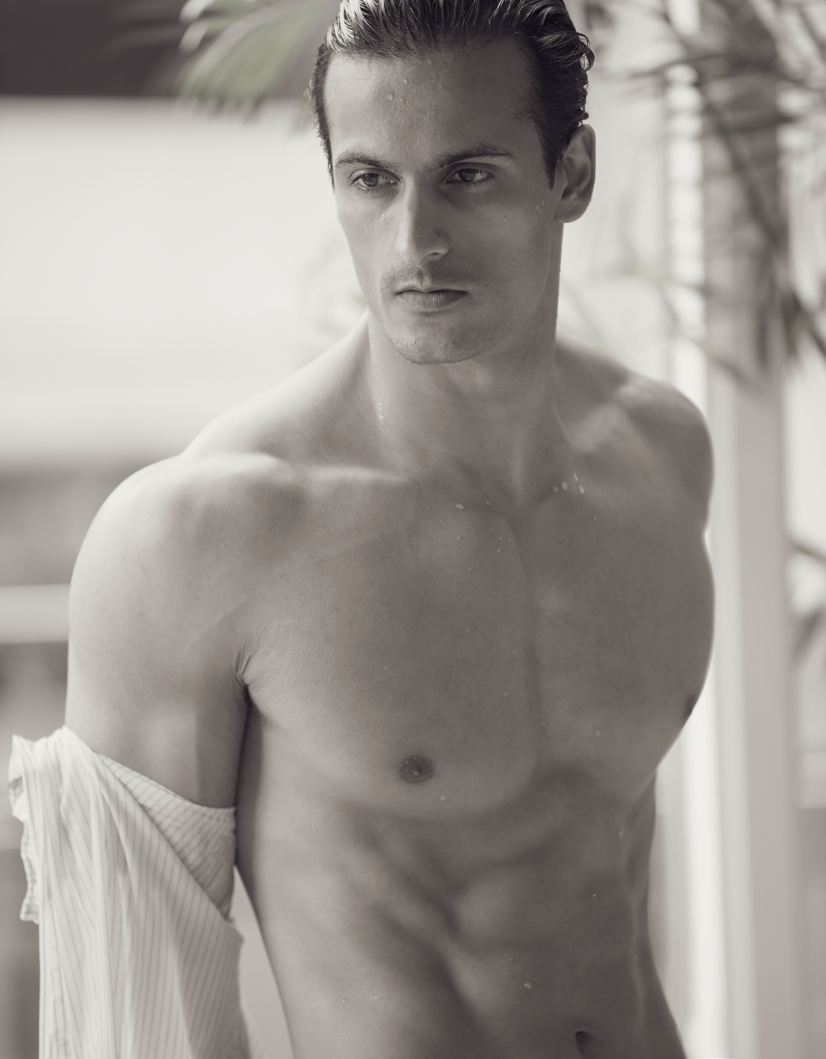 1 pic. The Pool Boy - Angel Ladhar by @PaulJamnicky 
https://t.co/GiK6hulLCm
.
.
@hotd_goodm @hot_connection2