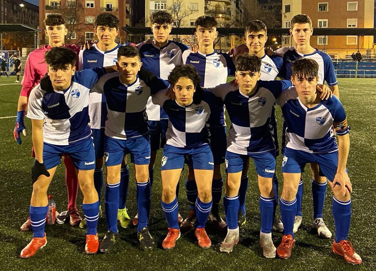 dacajuz's tweet photo. Nueva victoria EQUIPAZO!!!
Disfrutando de nuestra última temporada juntos. ⚽⚽💪💪 https://t.co/fzWnmGJSsy