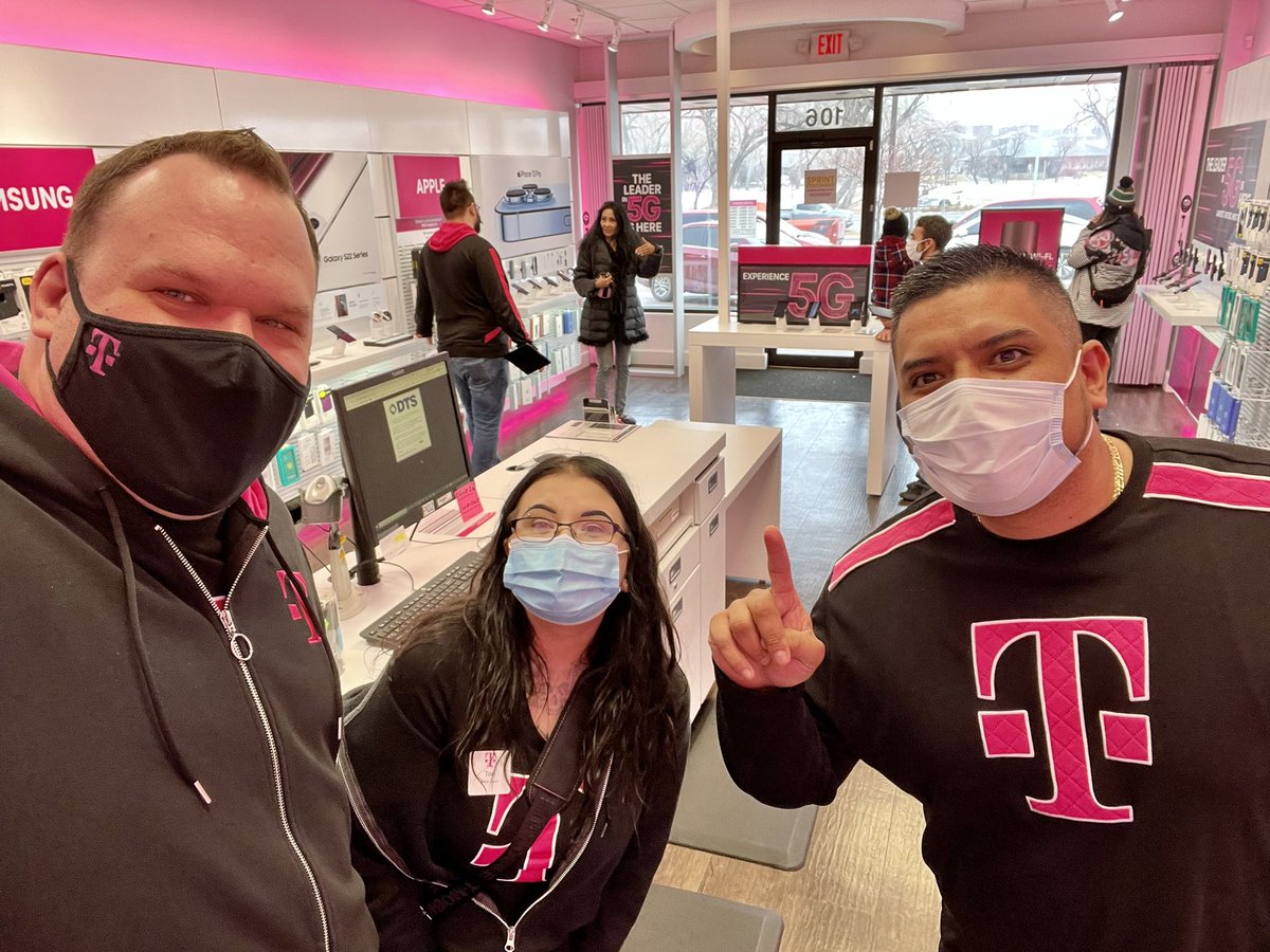 Mark Freeman (@mfreeman13) on Twitter photo Had an amazing visit with our <a href="/MobileOneLLC/">MobileOneLLC</a> team in Rapid City! This team rocks and is ready to do some big things! <a href="/VinceMobile1/">Vince</a> <a href="/keelyjoy/">Keely J. Garcia</a> Had an amazing visit with our <a href="/MobileOneLLC/">MobileOneLLC</a> team in Rapid City! This team rocks and is ready to do some big things! <a href="/VinceMobile1/">Vince</a> <a href="/keelyjoy/">Keely J. Garcia</a>