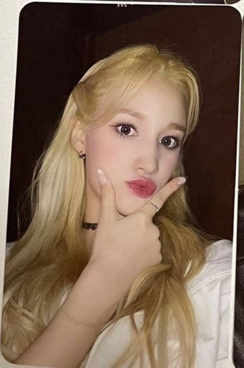 hyemssamu's tweet photo. wtb bahiyyih hottracks !!
im on my knees for this pc ㅠㅠ
don’t mind whether its on hand or not 
offer me ur price and i’ll consider 

#pasarKep1er #pasarkep1ermy #pasarkepler @pasarkep1ermy 
@PASARKEP1ER @kep1ertradeMY https://t.co/vDjbI3DadG