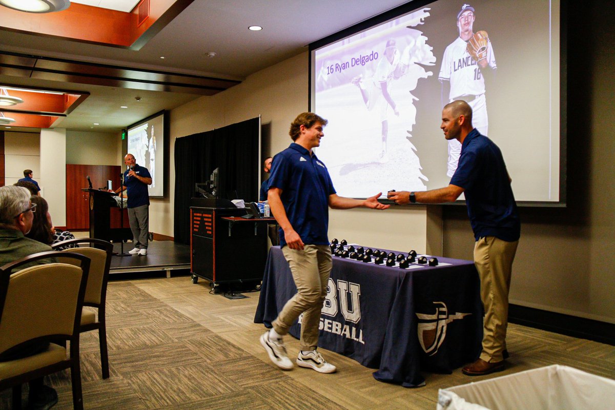 CBUbaseball's tweet photo. 𝑩𝑳𝑬𝑺𝑺𝑬𝑫 &amp; 𝑻𝑯𝑨𝑵𝑲𝑭𝑼𝑳 🙏

It was a great day celebrating the 2021 team and all this group accomplished in its 40-win campaign that included a share of the @WACsports regular-season title. We’re excited to get after it again in 2022 now. 

#LanceUp⚔️ https://t.co/3Hzz5Ydr5J
