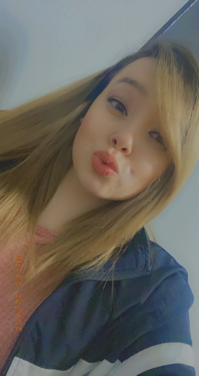 pregoblonde's tweet image. 😘