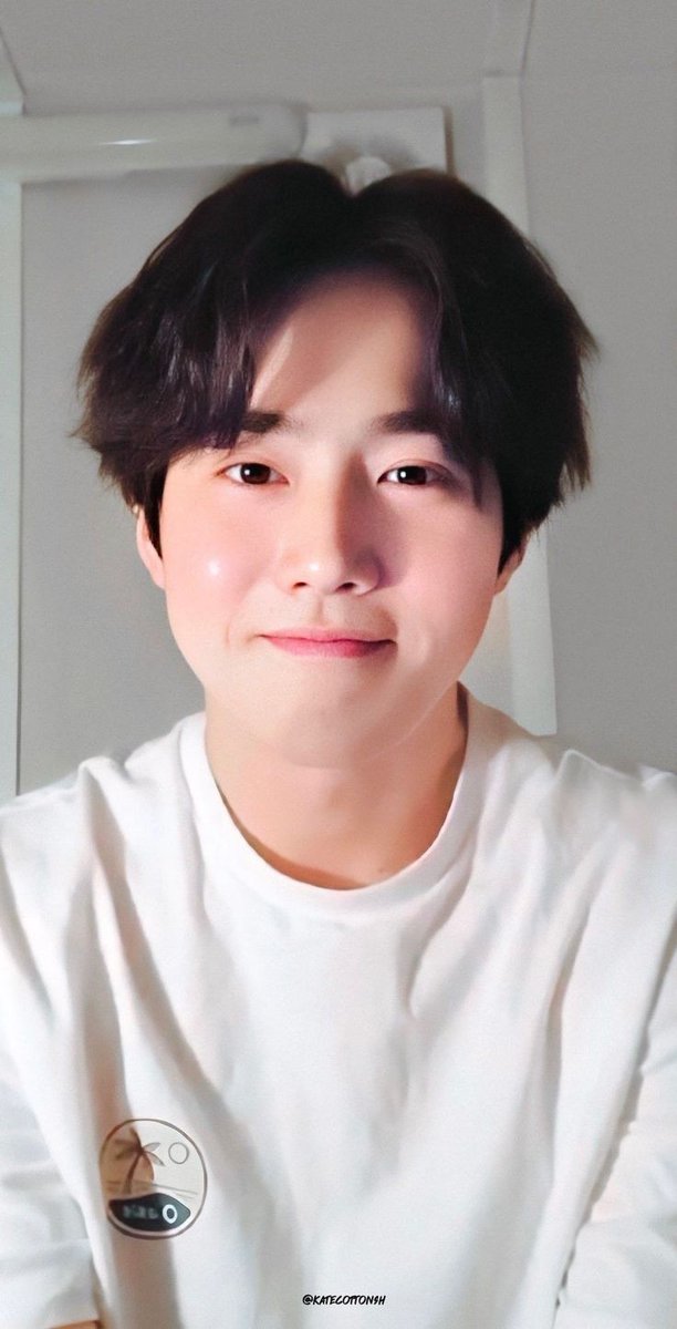 supri0312's tweet photo. @peachyberyy D-DAY SUHO MILITARY DISCHARGE

#기다림이_즐거웠어_우린_사랑이야
#SUHOcomesToday
#WelcomeHomeSuho
#김준면 #수호 #SUHO 
#EXO #엑소 @weareoneEXO https://t.co/9cHFyjqTwz