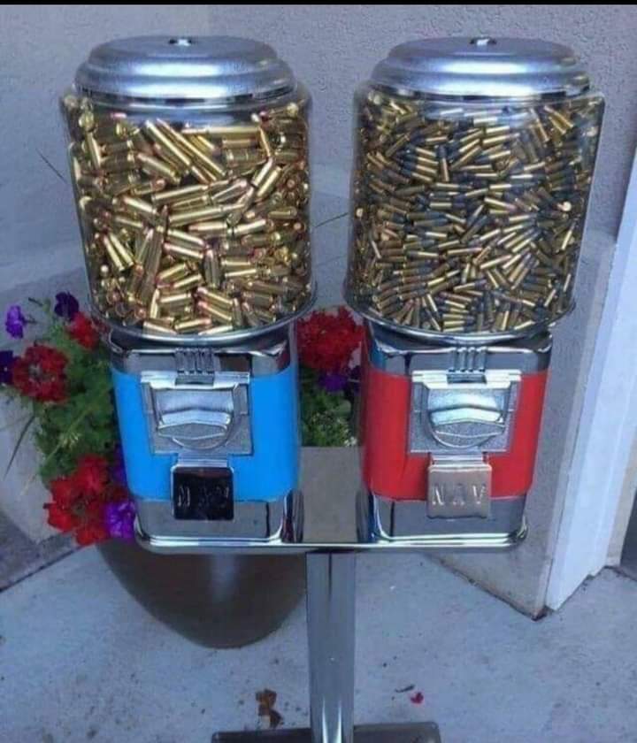 erickjgv7's tweet photo. Fuí a una tienda en Colima a comprar y me tope con estos nuevos dulces 🧐 https://t.co/wINxpqEWC3