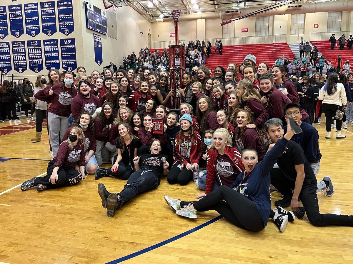 FHSTigerChoirs's tweet photo. Congratulations to FISHERS SOUND on your GRAND CHAMPION WIN at Plainfield!! https://t.co/xzC7fysTQy