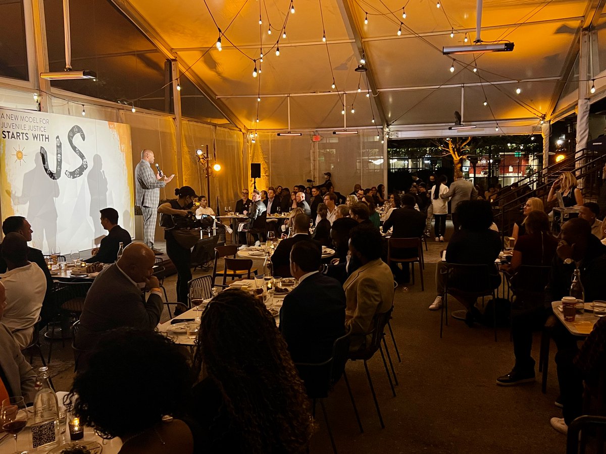 StandTogether's tweet photo. "A new model for juvenile justice starts with us." 👏Incredible dinner last night sharing stories of justice-involved youth and the vision for the future of youth justice reform. #BuildMomentum https://t.co/iTgoltdCaf
