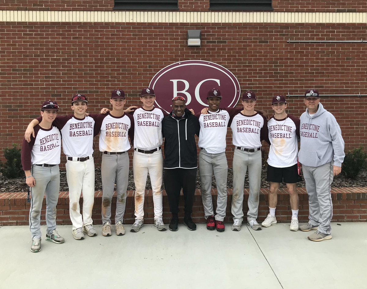 Mr7000Baseball's tweet photo. Training with the future state champs. https://t.co/5ZkF6EOJa8