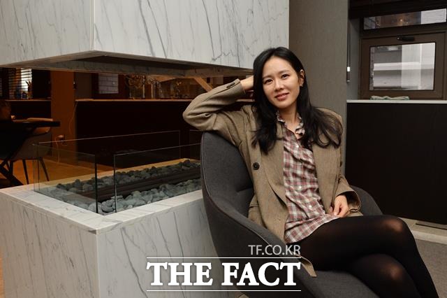 In 2018, when asked about marriage..

Son Ye Jin : "It's a call whenever you meet a good person, but you have to do it within forty years old."

m.tf.co.kr/read/entertain…

And now you're 40, Yejin. ❤👰

#SonYeJin #손예진