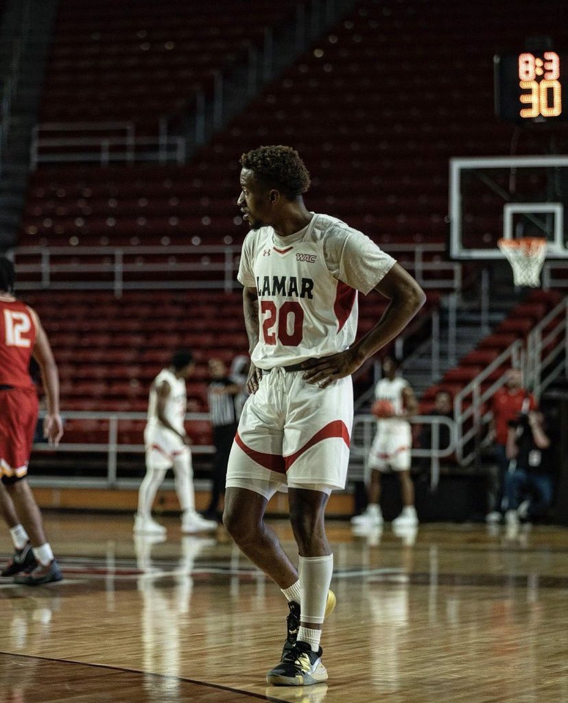 Cloading5's tweet photo. Blessed To Receive A Division 1 offer from Lamar University… All God 🙏🏽 https://t.co/2vbvWeIBt5