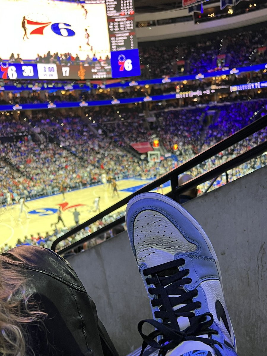 h31m856's tweet photo. #snipe76 sec 123 row 22 seat 16 https://t.co/1F3jhR07lw