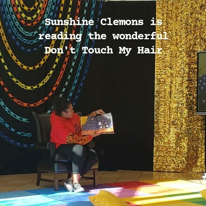 blmspi's tweet photo. Great time today at the @ALPLM with all the kids, celebrating President Lincoln's birthday and greasing money for the great work done at @COMPASSforkids What a great list of readers and such an awesome variety of books! #CompassForKids #BlackLivesMatter #RepresentationMatters https://t.co/K8uyBpcMDH